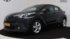 Zwart, metallic lak Gebruikt 2018 Toyota C-HR Active SUV | € 18.945 (Eerlijke prijs)