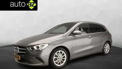 Grijs Gebruikt 2019 Mercedes B180 Premium Plus MPV | € 20.900 (Super prijs)