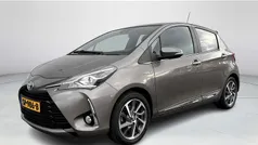 Gebruikt 2018 Toyota Yaris Hybrid Premium Hatchback | € 16.650 (Eerlijke prijs)