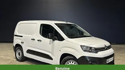 Occasion 2021 Citroën Berlingo PureTech MPV | € 15.900 (Super prijs)