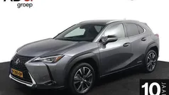 Grijs Gebruikt 2021 Lexus UX 250h SUV | € 32.450 (Eerlijke prijs)