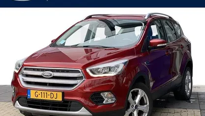 Rood Gebruikt 2019 Ford Kuga Titanium SUV | € 17.950 (Eerlijke prijs)