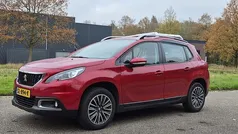 Rood Gebruikt 2018 Peugeot 2008 Active SUV | € 11.950 (Eerlijke prijs)