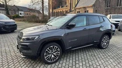 Occasion 2024 Jeep Compass Summit SUV | € 29.990 (Eerlijke prijs)