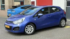 Blauw Gebruikt 2012 Kia Rio Hatchback | € 6.450 (Eerlijke prijs)