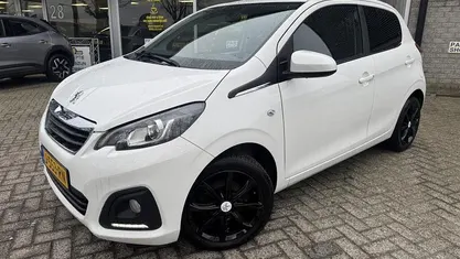 Occasion Peugeot 108 Active 72 PK (52 kW) 2020 Wit Hatchback