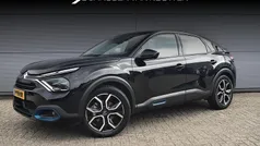 Zwart Gebruikt 2022 Citroën e-C4 Feel SUV | € 17.445 (Eerlijke prijs)