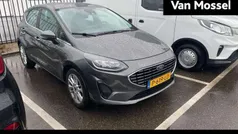 Grijs Gebruikt 2022 Ford Fiesta Titanium Hatchback | € 16.450 (Eerlijke prijs)