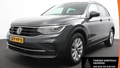 Grijs Gebruikt 2021 VW Tiguan Life SUV | € 27.890 (Super prijs)