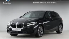 Gebruikt 2024 BMW 118 Sport Line Hatchback | € 29.900 (Eerlijke prijs)