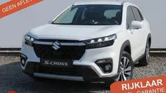 Wit Nieuw 2025 Suzuki SX4 S-Cross Style SUV | € 35.794 (Eerlijke prijs)