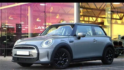 Gebruikt 2022 Mini ONE Essential Hatchback | € 20.950 (Eerlijke prijs)