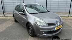 Grijs Gebruikt 2008 Renault Clio GrandTour Stationwagen | € 1.645 (Eerlijke prijs)