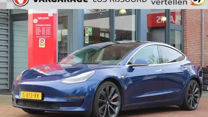 Blauw Gebruikt 2019 Tesla Model 3 Performance Sedan | € 21.545 (Eerlijke prijs)