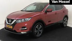 Rood Gebruikt 2020 Nissan Qashqai N-Connecta SUV | € 20.435 (Eerlijke prijs)