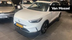 Wit Gebruikt 2023 MG ZS Luxury Sedan | € 28.995 (Eerlijke prijs)