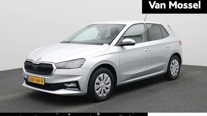 Occasion 2024 Skoda Fabia Selection Hatchback | € 23.900 (Eerlijke prijs)