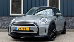 Gebruikt 2021 Mini ONE Essential Hatchback | € 17.950 (Eerlijke prijs)
