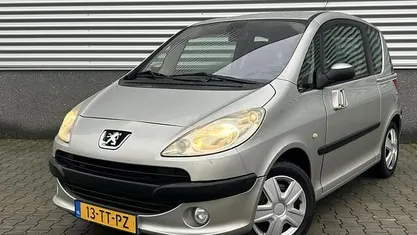 Occasion 2007 Peugeot 1007 MPV | € 1.499 (Eerlijke prijs)