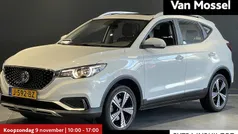 Wit Gebruikt 2020 MG ZS Luxury Sedan | € 14.495 (Eerlijke prijs)