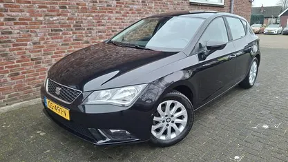 Gebruikt 2014 Seat Leon Style Hatchback | € 7.950 (Eerlijke prijs)
