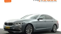 Grijs, metallic lak Gebruikt 2019 BMW 520 M Sport Sedan | € 27.900 (Eerlijke prijs)