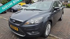 Grijs, metallic lak Gebruikt 2010 Ford Focus Limited Stationwagen | € 2.799 (Eerlijke prijs)