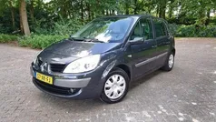 Gebruikt 2007 Renault Scénic II Business MPV | € 2.249 (Eerlijke prijs)