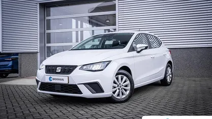 Wit Gebruikt 2024 Seat Ibiza Style Hatchback | € 19.195 (Eerlijke prijs)