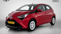 Gebruikt 2019 Toyota Aygo X-play Hatchback | € 10.950 (Eerlijke prijs)