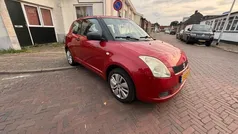 Rood Gebruikt 2006 Suzuki Swift Hatchback | € 1.599 (Eerlijke prijs)