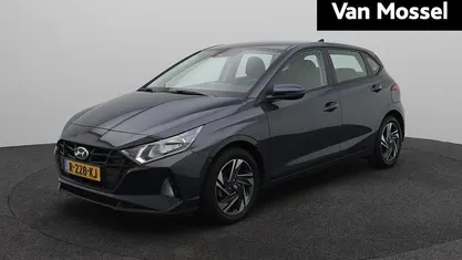 Aurora grey metallic (a7g) Gebruikt 2022 Hyundai i20 Comfort Hatchback | € 16.440 (Eerlijke prijs)