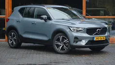 Grijs Gebruikt 2023 Volvo XC40 Plus SUV | € 31.950 (Super prijs)