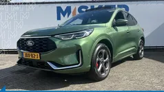 Groen Gebruikt 2025 Ford Kuga ST-Line X SUV | € 45.900 (Eerlijke prijs)