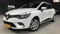Wit, metallic lak Gebruikt 2020 Renault Clio GrandTour Zen Stationwagen | € 7.999 (Eerlijke prijs)