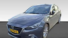 Grijs Gebruikt 2015 Mazda 3 Hatchback | € 13.940 (Eerlijke prijs)