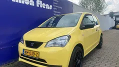 Geel Gebruikt 2013 Seat Mii Reference Hatchback | € 4.445 (Goede deal)
