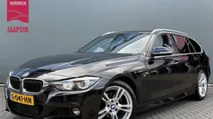 Zwart Gebruikt 2019 BMW 318 Sport Line Stationwagen | € 18.444 (Eerlijke prijs)