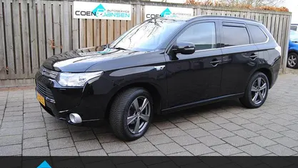 Gebruikt 2013 Mitsubishi Outlander P-HEV Instyle SUV | € 12.995 (Super prijs)
