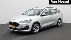 Grijs Gebruikt 2022 Ford Focus Stationwagen | € 19.845 (Eerlijke prijs)