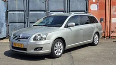 Grijs Gebruikt 2006 Toyota Avensis Luna Stationwagen | € 2.950 (Eerlijke prijs)