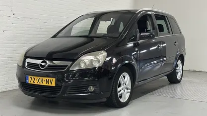 Gebruikt 2007 Opel Zafira Cosmo MPV | € 1.499 (Eerlijke prijs)