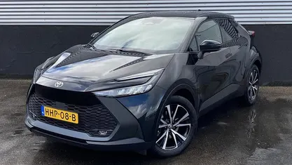 Occasion 2025 Toyota C-HR SUV | € 36.900 (Super prijs)