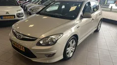Beige Gebruikt 2011 Hyundai i30 Hatchback | € 4.650 (Eerlijke prijs)