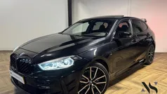 Zwart Gebruikt 2021 BMW 120 Executive Hatchback | € 31.440 (Eerlijke prijs)