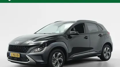 Phantom black (zwart metallic) Occasion 2021 Hyundai Kona SUV | € 21.950 (Eerlijke prijs)