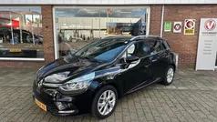 Zwart, metallic lak Gebruikt 2020 Renault Clio GrandTour LIMITED Stationwagen | € 11.950 (Eerlijke prijs)