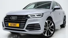 Grijs, metallic lak Gebruikt 2019 Audi Q5 Competition SUV | € 36.840 (Eerlijke prijs)