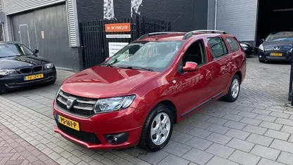 Occasion Dacia Logan MCV Prestige 90 PK (66 kW) 2014 Rood Stationwagen
