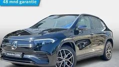 Zwart, metallic lak Gebruikt 2024 Mercedes EQA250+ AMG SUV | € 42.950 (Eerlijke prijs)
